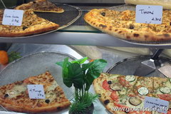 Цены на уличную еду в Париже, пицца